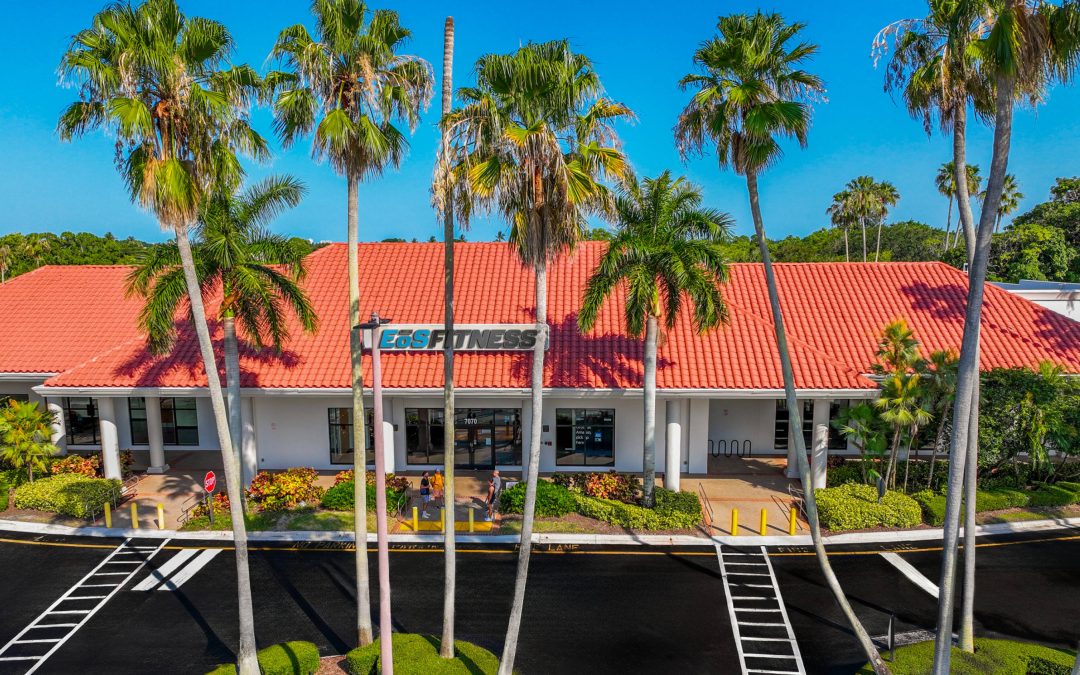 PGA National Shops — 7100 Fairway Drive